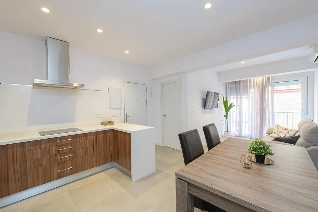 Wintowinrentals Malaga Center, Comfortable And Renovated Apartamento